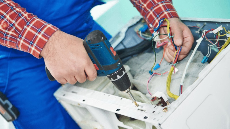 Saruhanlı Altus Altus çamaşır makinesi kart tamiri – Su almama arızası orijinal parça ile giderildi. - Teknik servis örneği